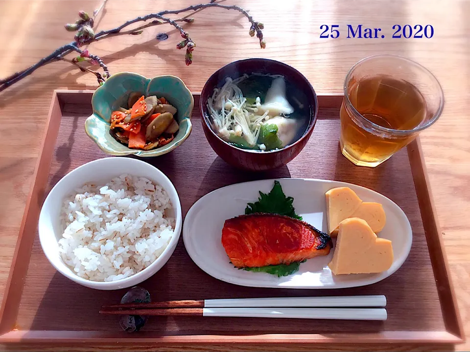 和の定番朝ご飯🍙🌟|おーやんさん