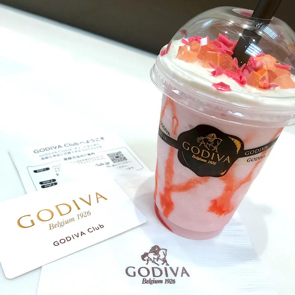 GODIVA ショコリキサー　さくら|シュトママさん