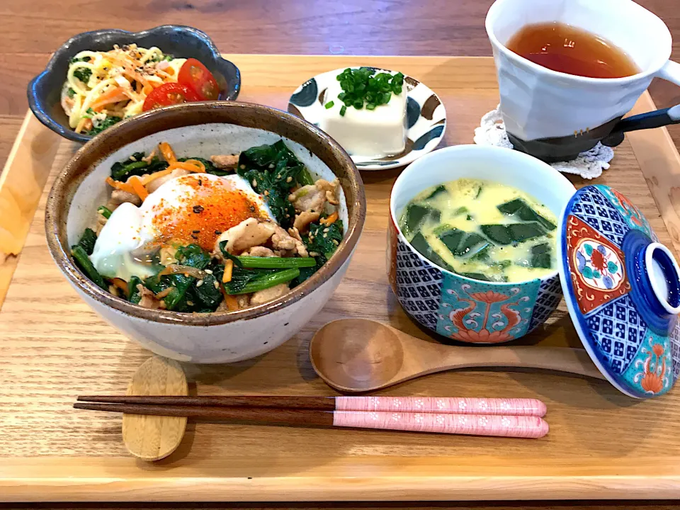 ビビンバ丼|あきさん