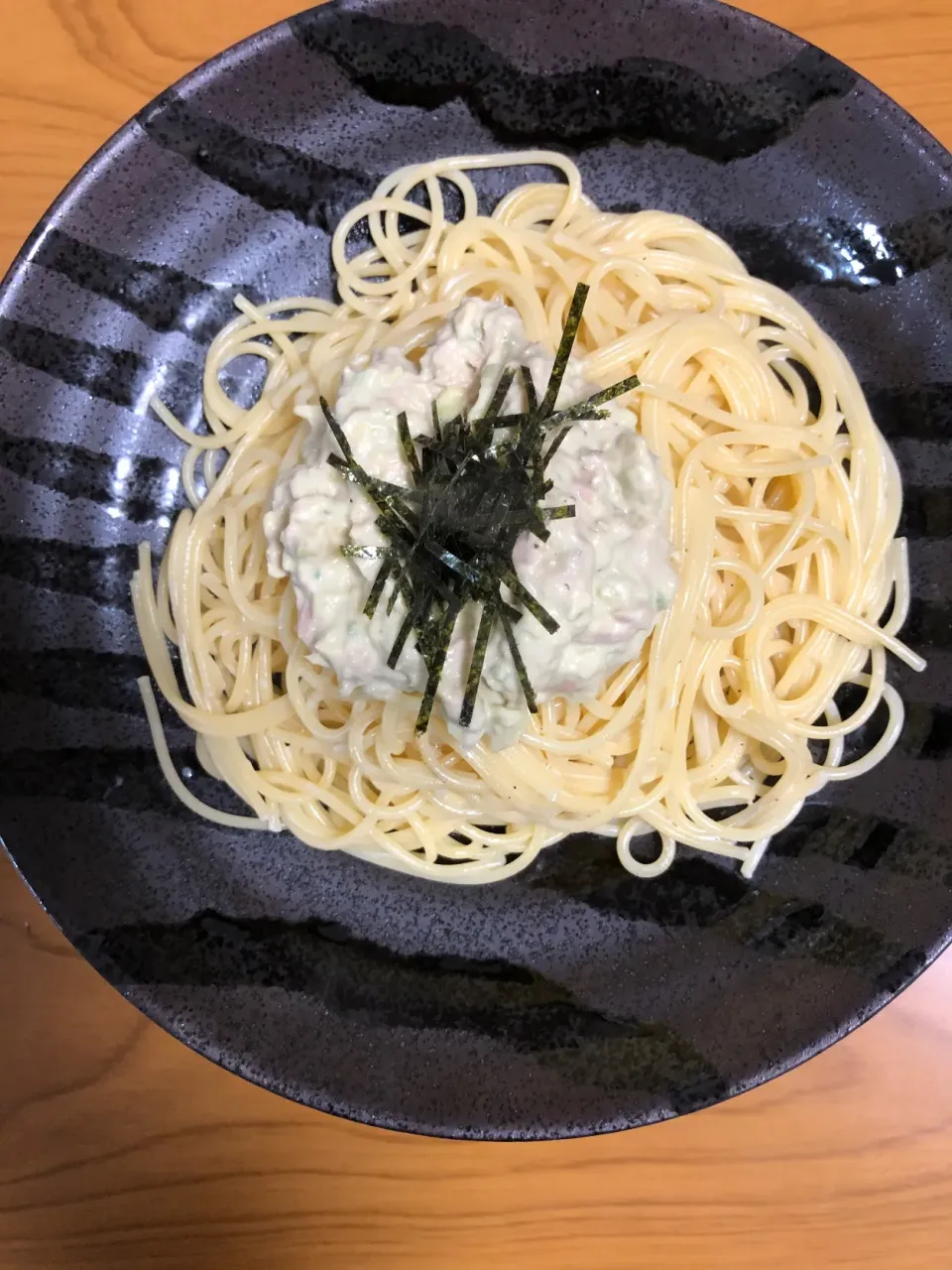 Snapdishの料理写真:アボガド&ツナの和風パスタ|Kaoruさん