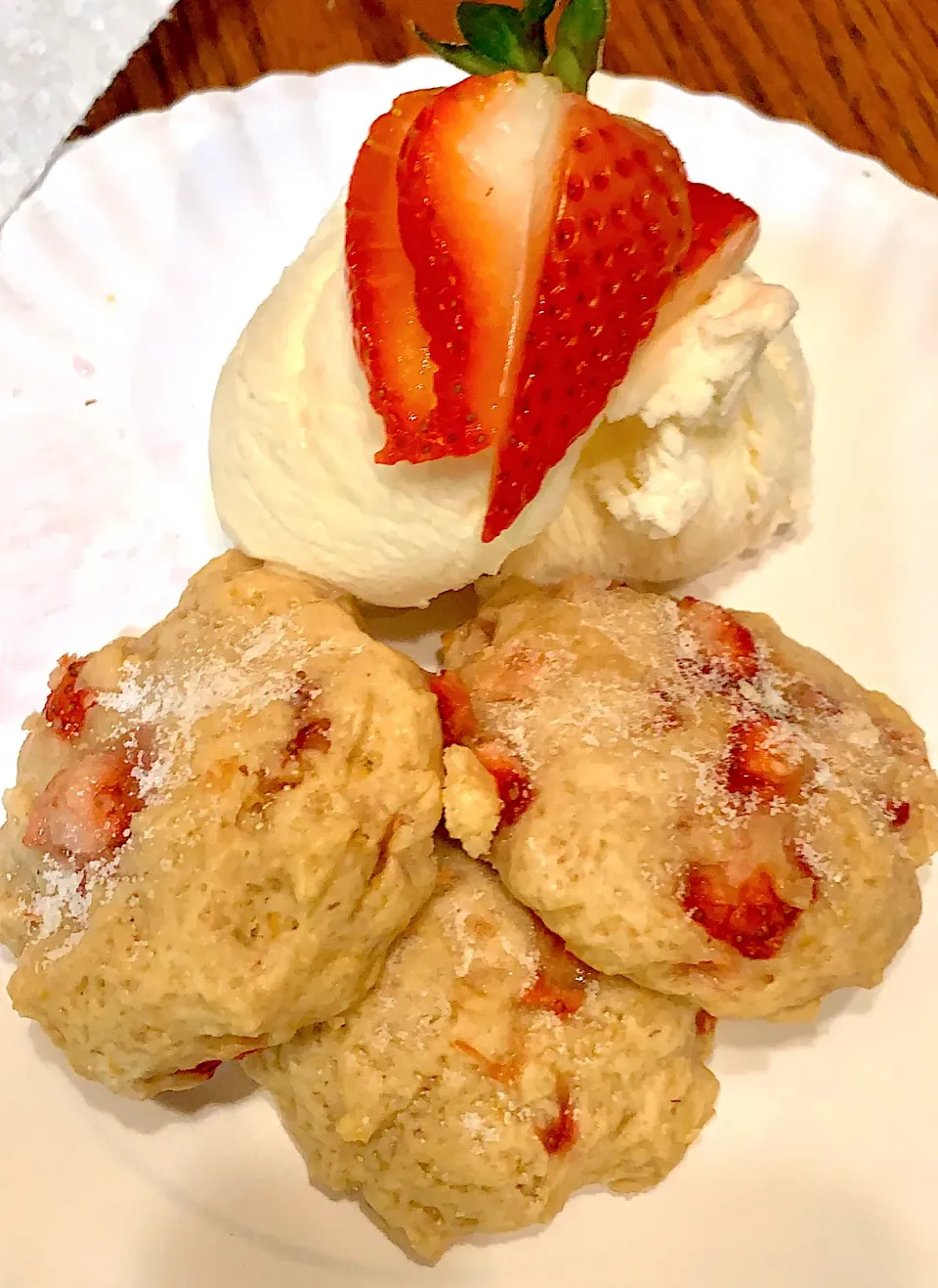 Best Strawberry 🍓 Shortcake Cookies. Mmm is so good!!!|Alma's Home Kitchenさん