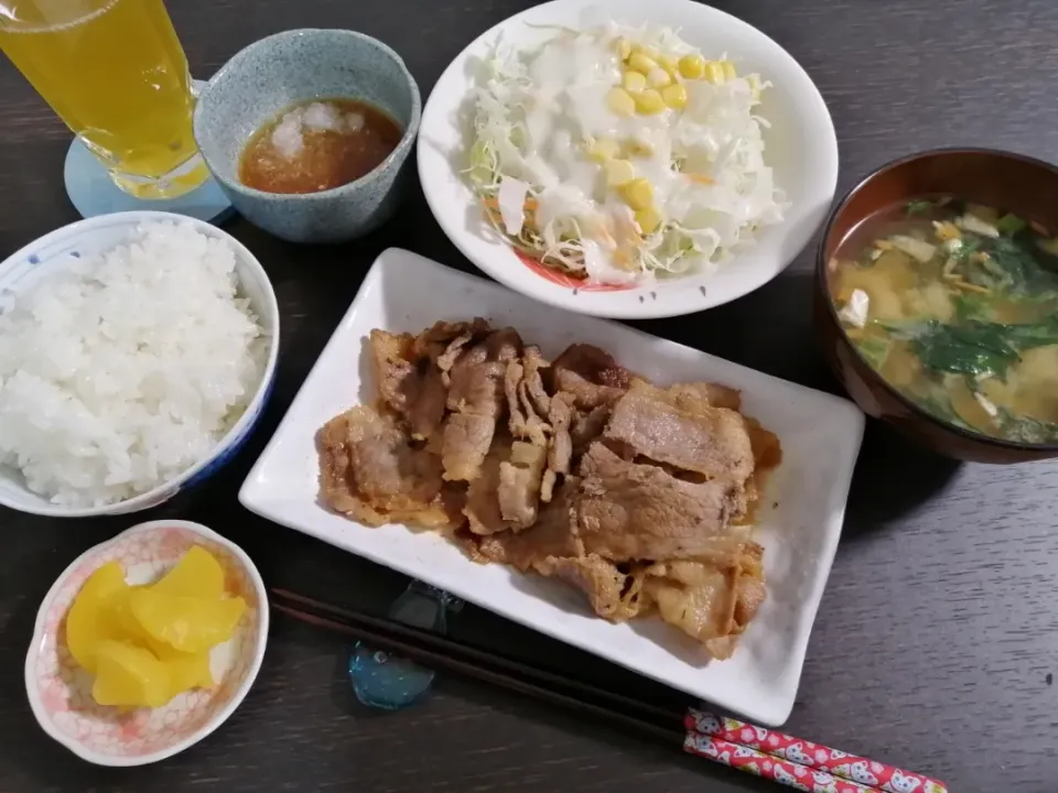 牛カルビ焼肉定食🐂|Kojiさん