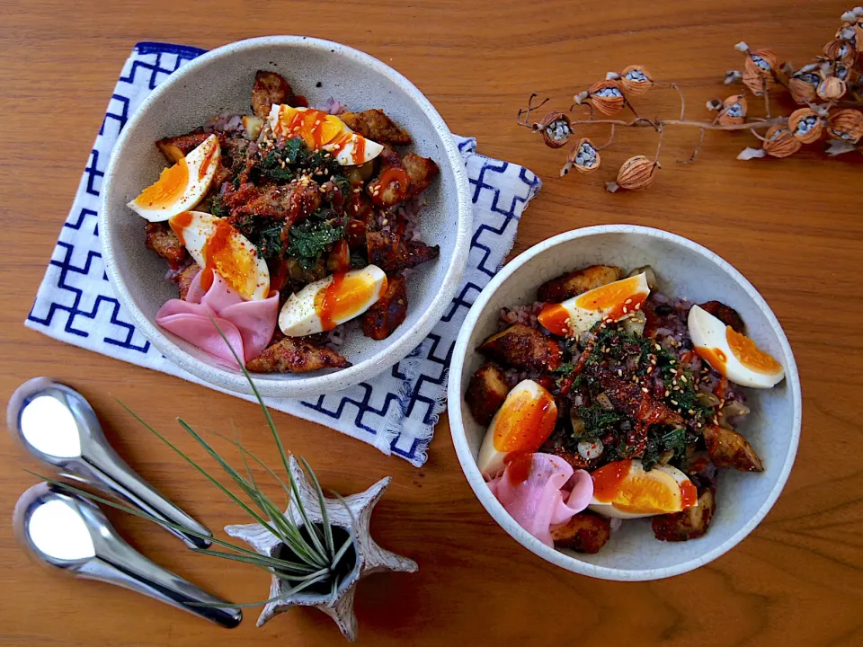 Snapdishの料理写真:多国籍親子丼|@chieko_tanabe_さん