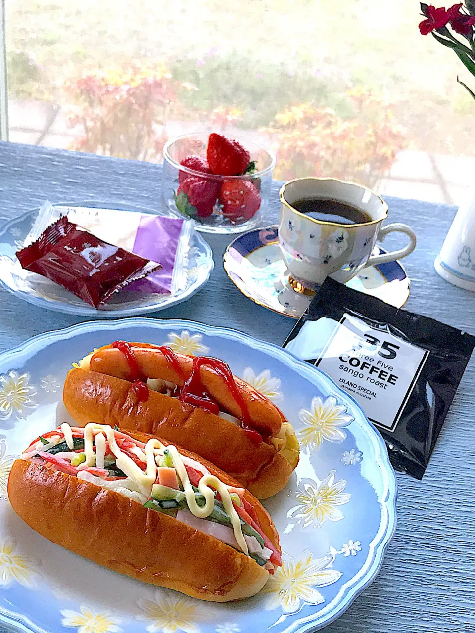 ホットドッグで朝ごパン〜シュトママに頂いたわさびマヨネーズ使ってみました😋|サミカさん