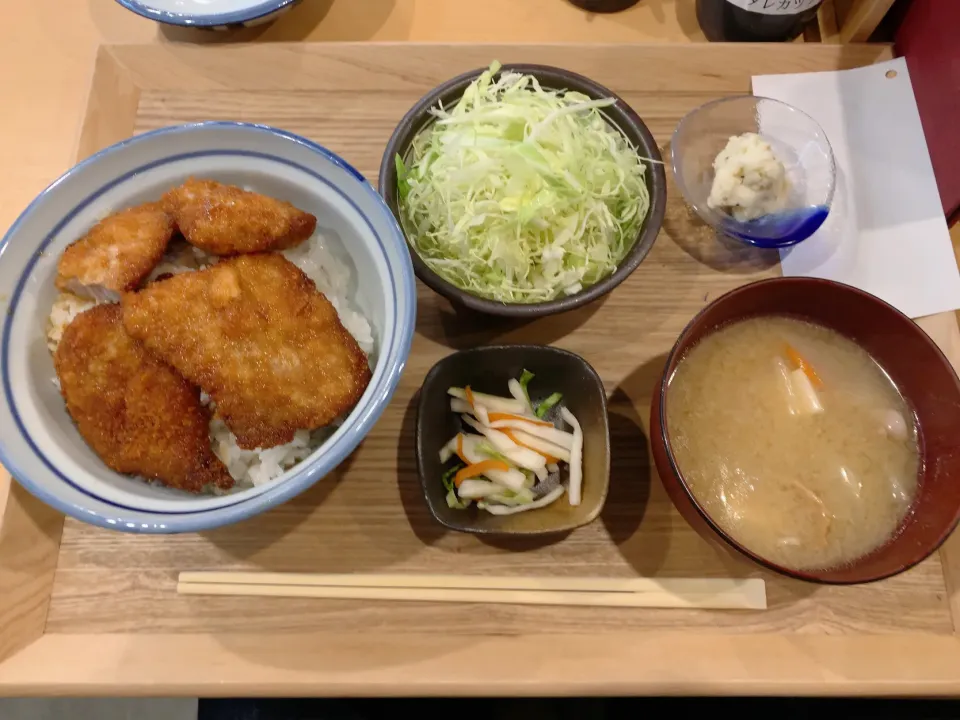 タレかつ丼定食|chan mitsuさん