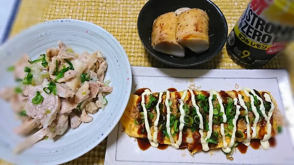 Snapdishの料理写真:★今夜の晩酌★
☆お好み焼き風納豆オムレツ
☆蒸し鶏のネギ塩ダレ(デパ地下)
☆長芋の糠漬け
☆strongzero ﾀﾌﾞﾙﾚﾓﾝ🍋|☆Chieco☆さん