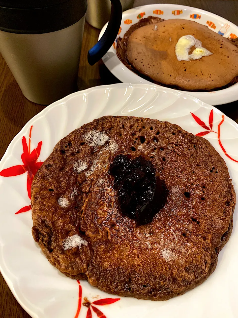 Snapdishの料理写真:チョコレートパンケーキ🥞　ブルーベリーソース🍇|ch＊K*∀o(^^*)♪さん