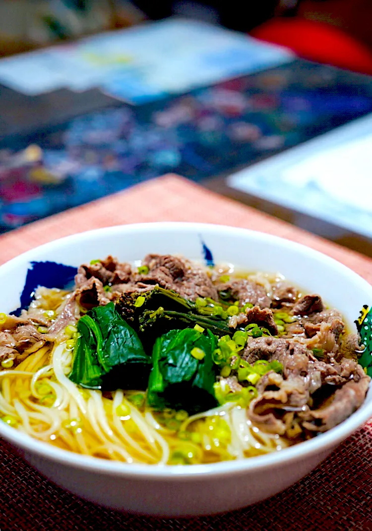 肉温麺❣️小豆島特産 島の光 手延ひやむぎ使用‼️喉越し最高やな❗️(*≧∀≦*)✨💛|イチロッタさん