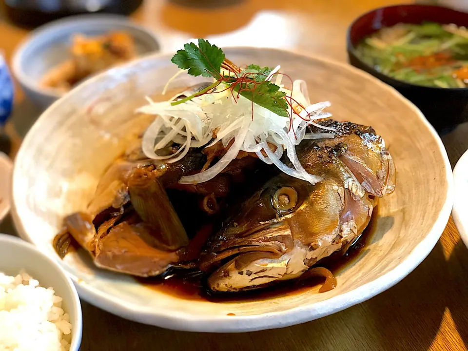 あら炊き！ステーキより豪華なあら炊きもあるーぅ。|ひろゆきさん