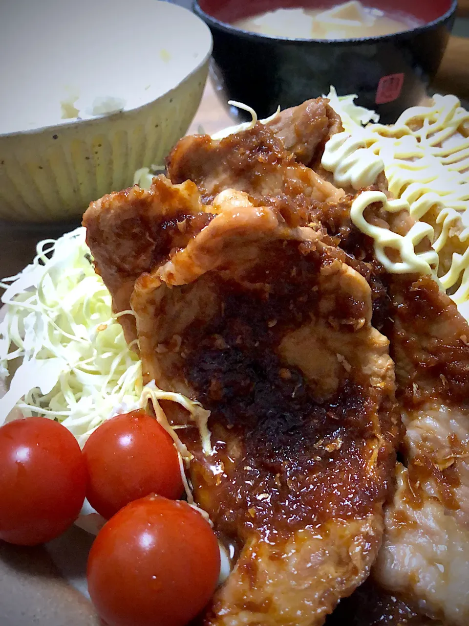 肉定食  鶏の唐揚げと豚の生姜焼き|ミウトおかんさん