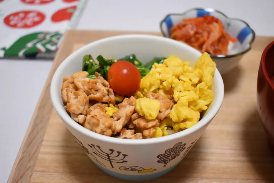 Snapdishの料理写真:三色丼|あさん