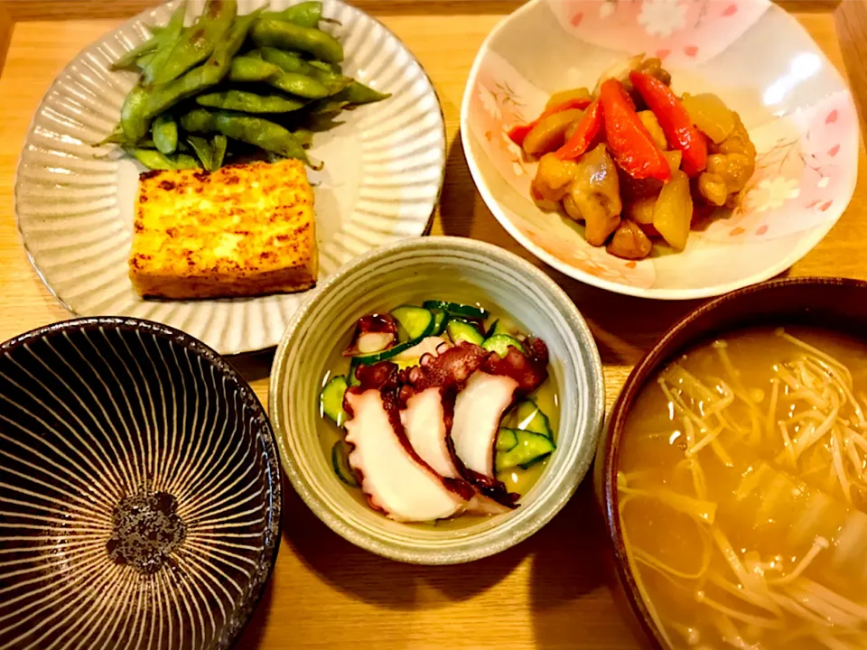 Snapdishの料理写真:【定食】鶏と大根の甘辛炒め煮　定食。|okaasansyokudouさん