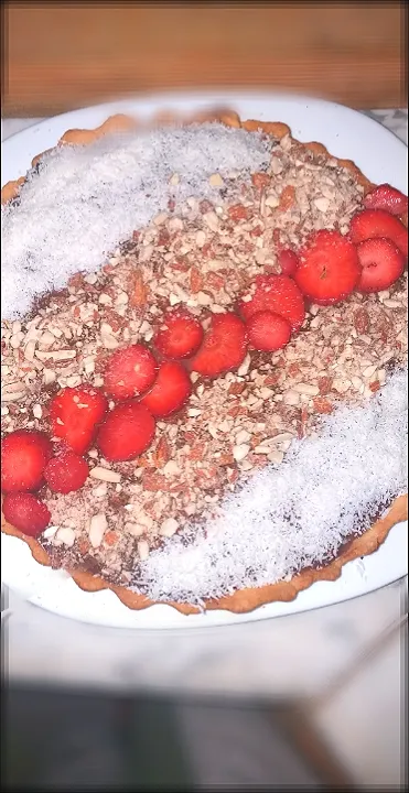 tarte chocolat aux fraises❤|eyaさん