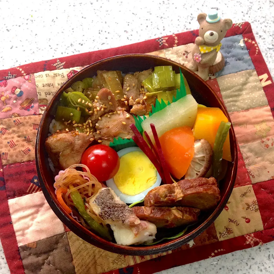 先日のお弁当🍀 #わっぱ弁当  #丸弁当  #夫弁当  #地味弁当|naonaomimichanさん