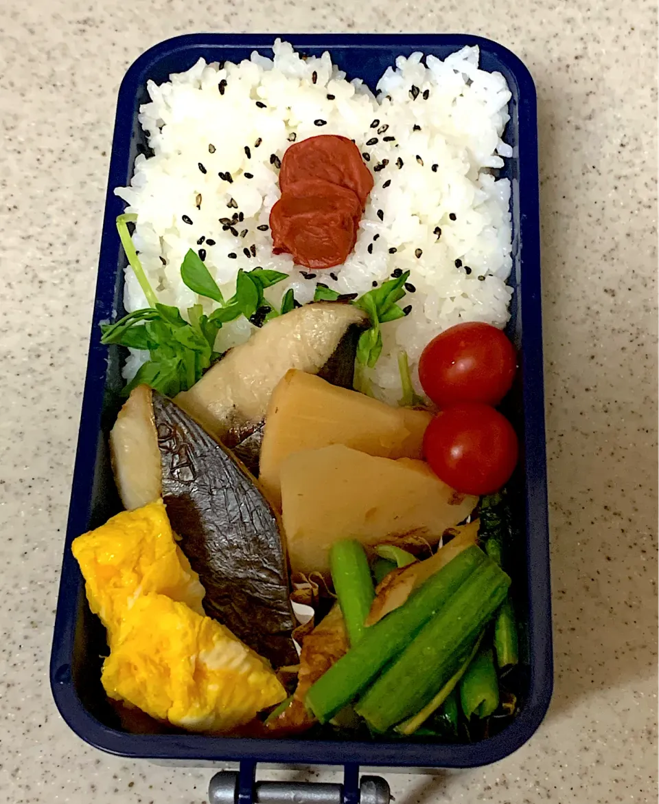 Snapdishの料理写真:さわらの白醤油漬け焼き弁当|besさん