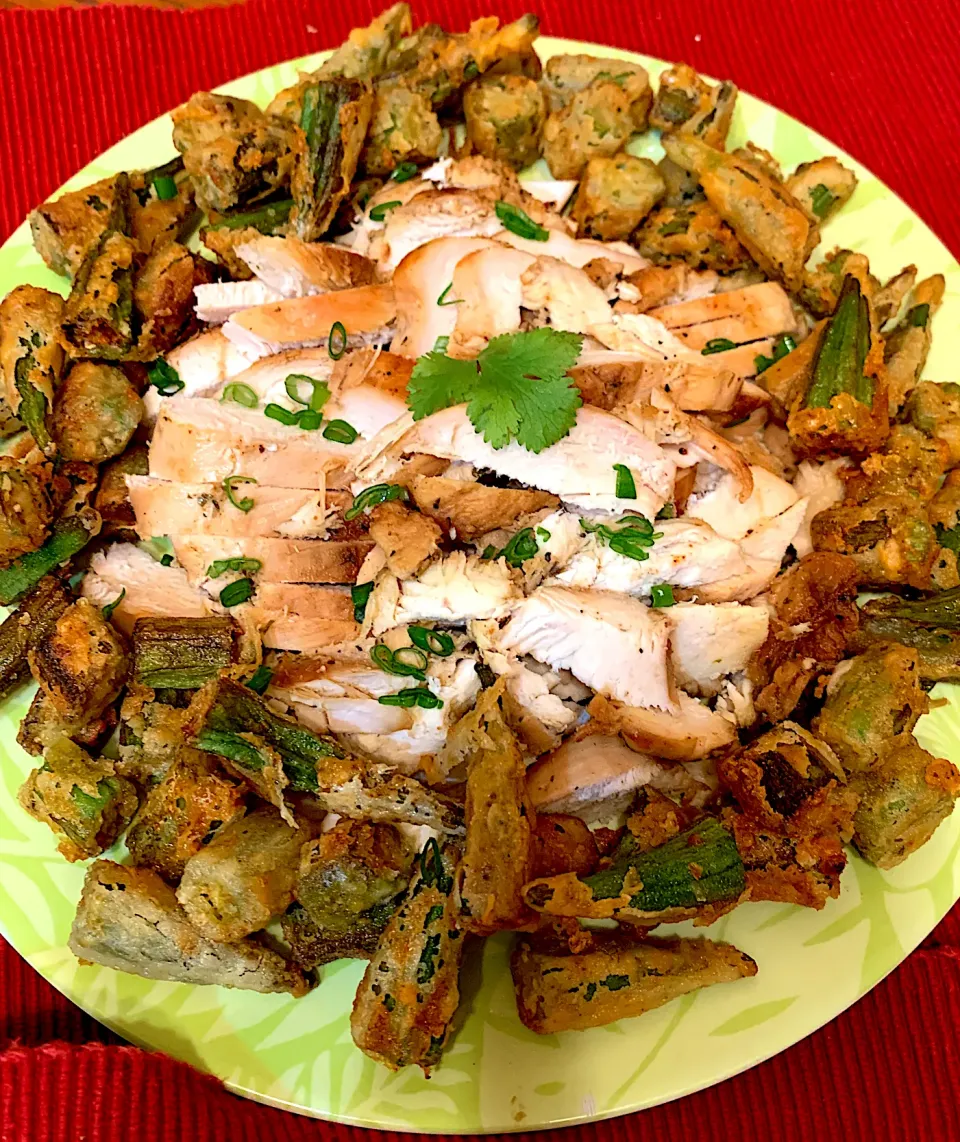 Roasted Chicken, Breast & Fried Okra on the side|Alma's Home Kitchenさん