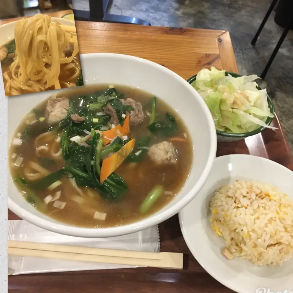 Snapdishの料理写真:パーコー麺半炒飯セット@老酒舗(御徒町)|yoooochanさん