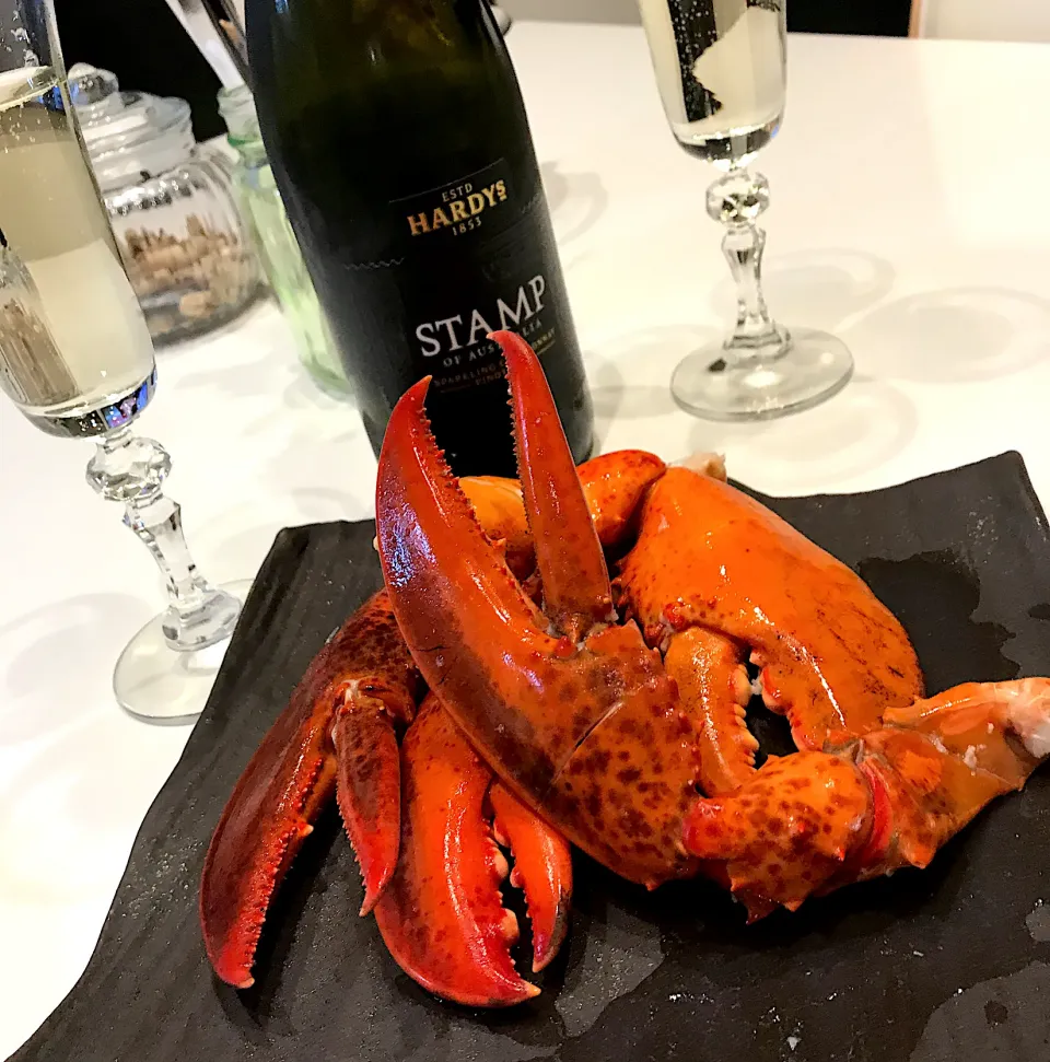 Snapdishの料理写真:ロブスターの爪🦞➰🥂|ナムナムさん