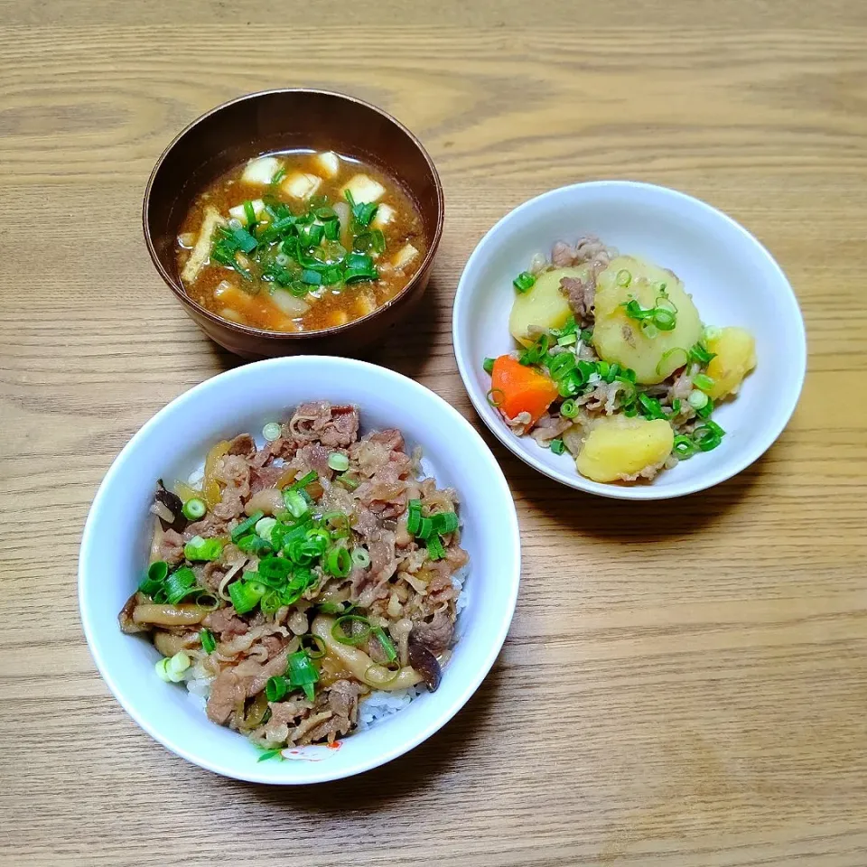 『これ！うま！！つゆ で牛丼と肉じゃが』|seri-chanさん