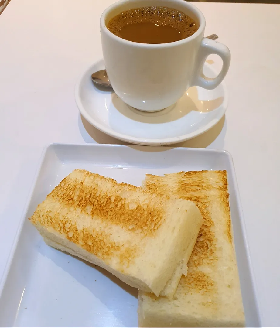 Butter sugar toast with kopi c 💗|🌷lynnlicious🌷さん