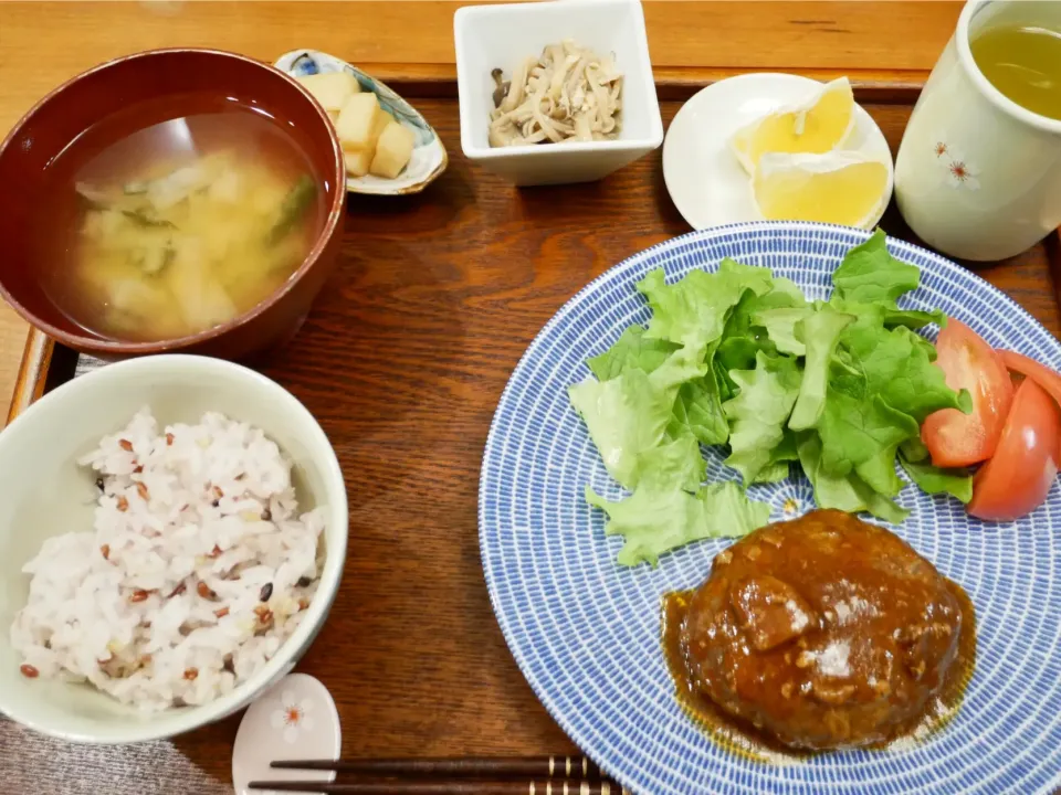 Snapdishの料理写真:20/03/29 夕飯♪ ハンバーグ|ikukoさん