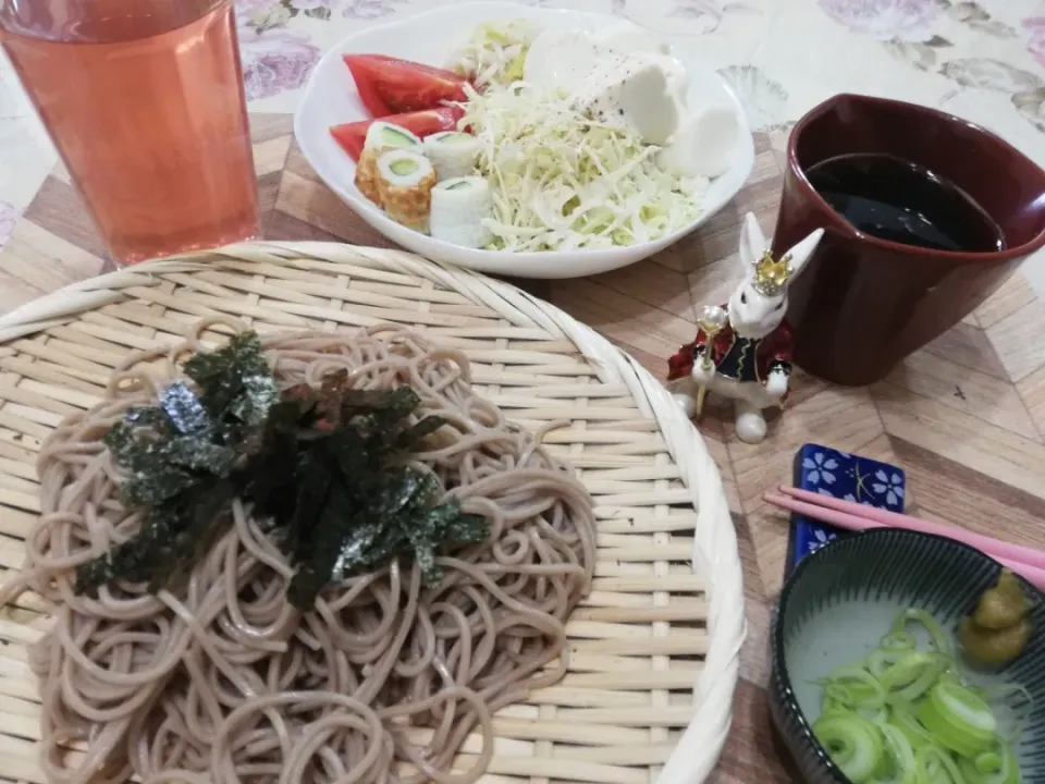 Snapdishの料理写真:3/31
お蕎麦でランチ😋|たえさん