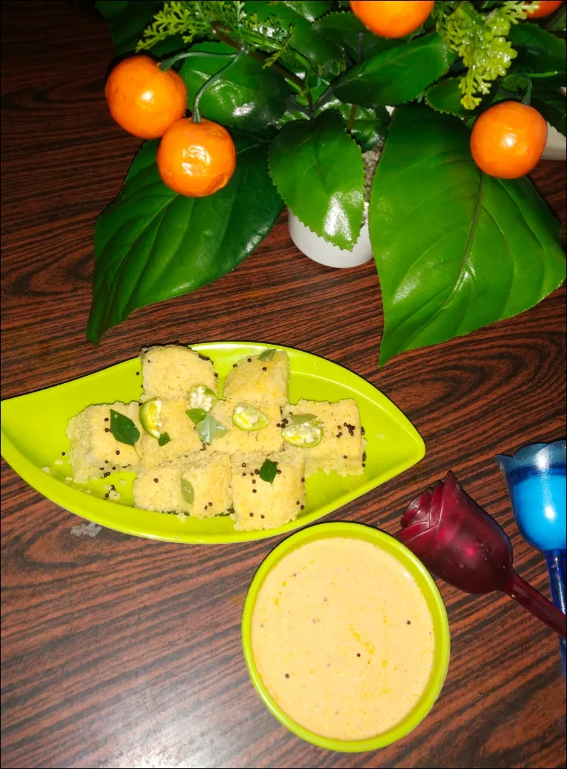 Snapdishの料理写真:dhokla with peanut chutney|lipiさん