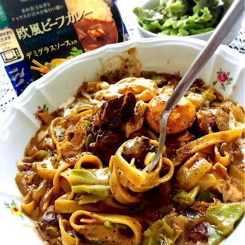 「スパイスカフェ　欧風ビーフカレー」を使ってみたSnapdishの料理・レシピ写真:丸大さんのレトルトカレーでワンパンカレーパスタ✩.*˚