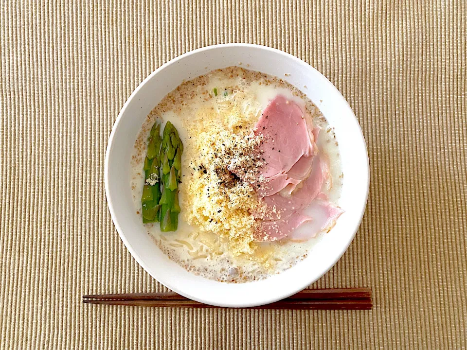 サッポロ一番塩ラーメン　ミルク仕立て　いただきます♪|HappyLife365さん