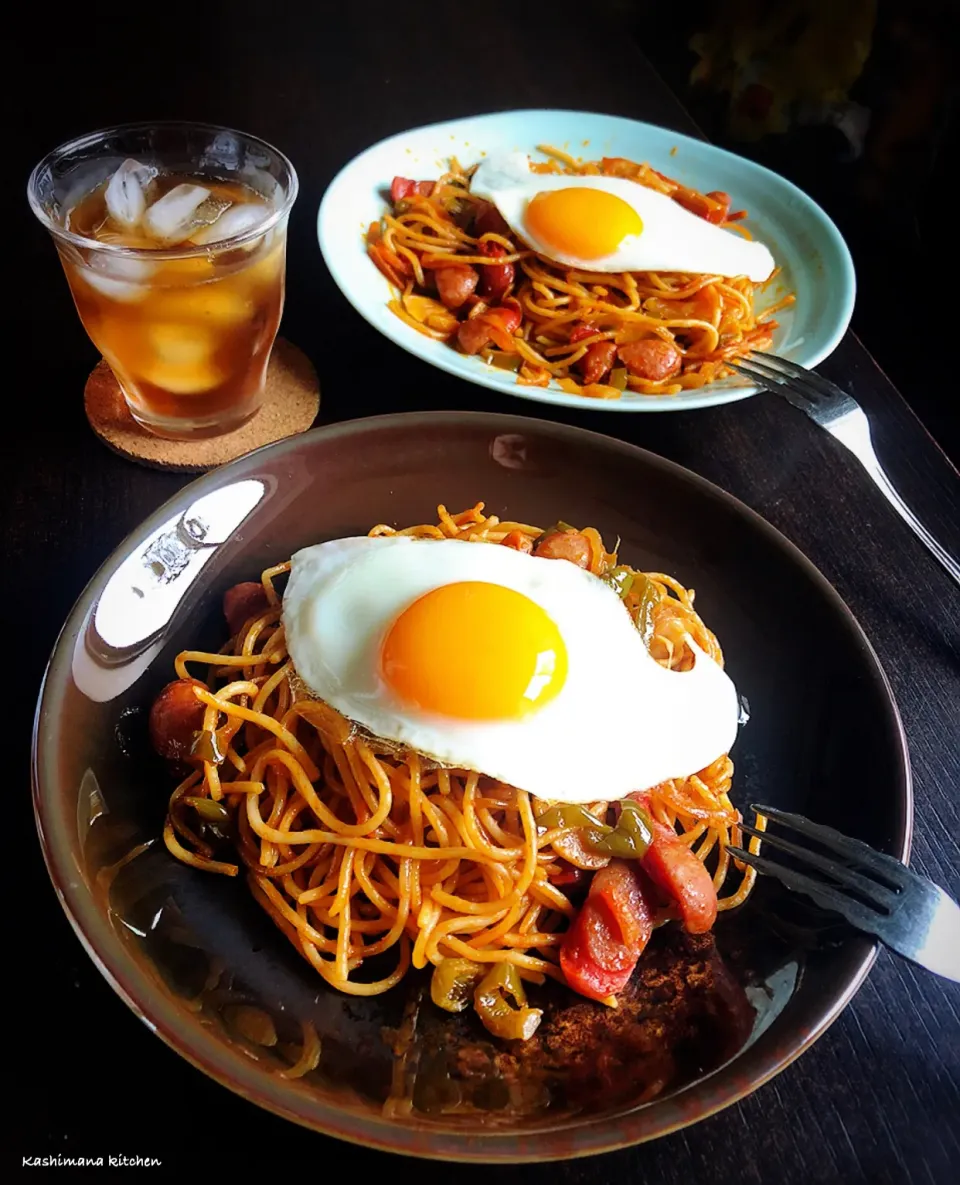 Snapdishの料理写真:ナポリタン、目玉焼き乗せー🍝🍳|Kashimanakitchenさん