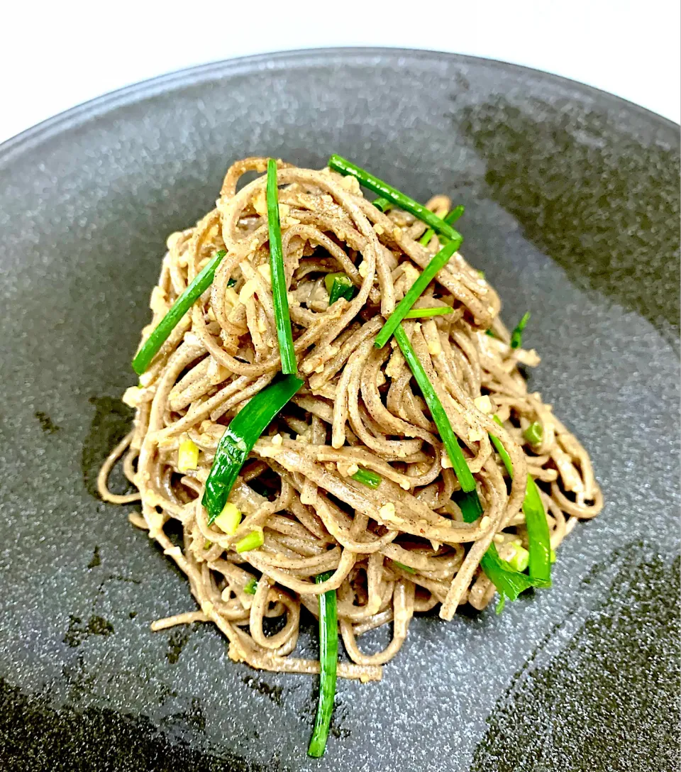 Snapdishの料理写真:Green Onion Tahini  Soba Noodles|gonbenさん