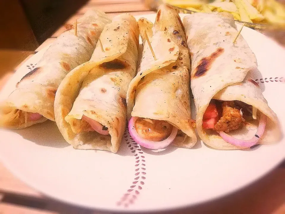 Chicken Roll paratha|Salehaさん