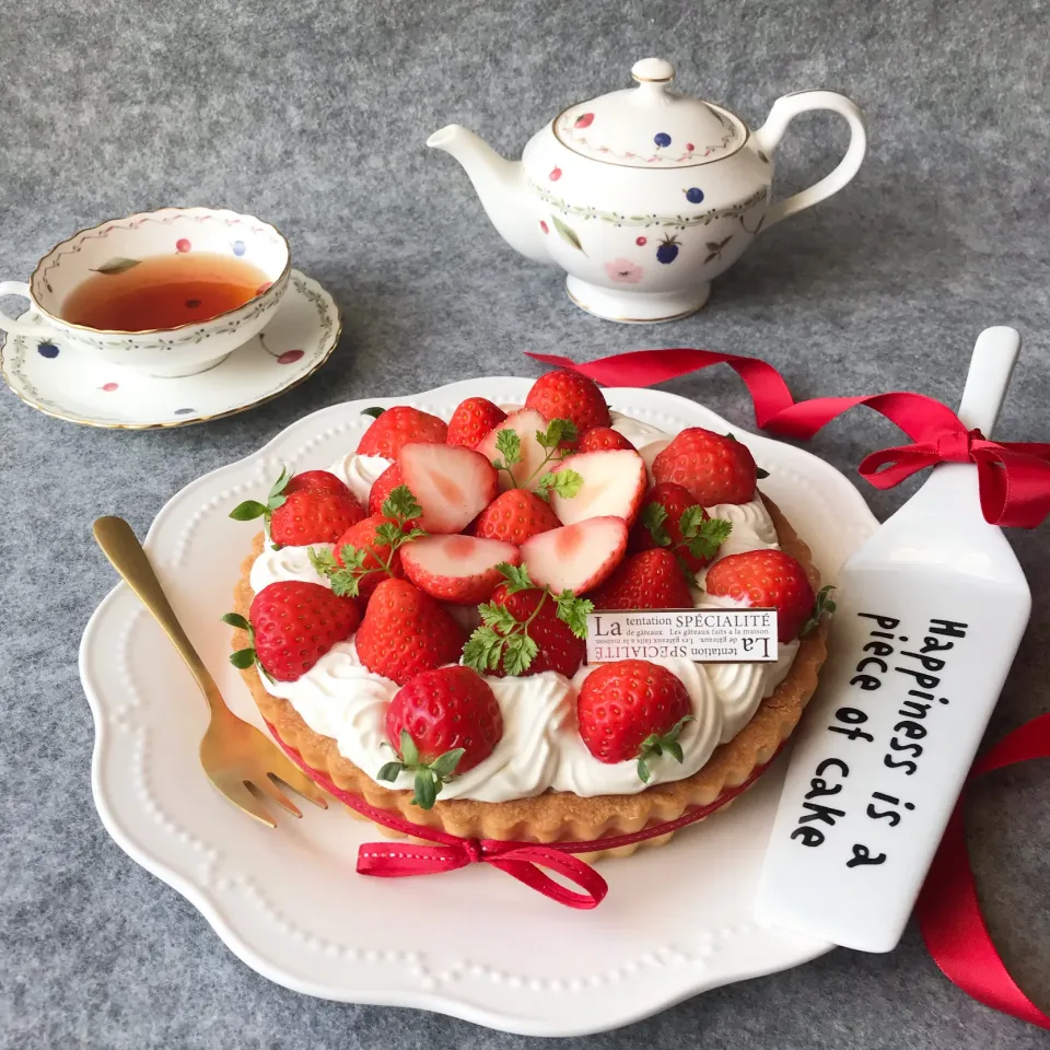 Snapdishの料理写真:苺タルト🍓|ゆかり☺︎❤︎（ @pyon63yukari ）さん