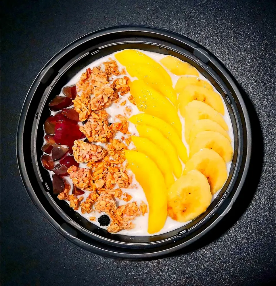 Overnight Oats topped with Fresh Fruits|Chef Ponponさん