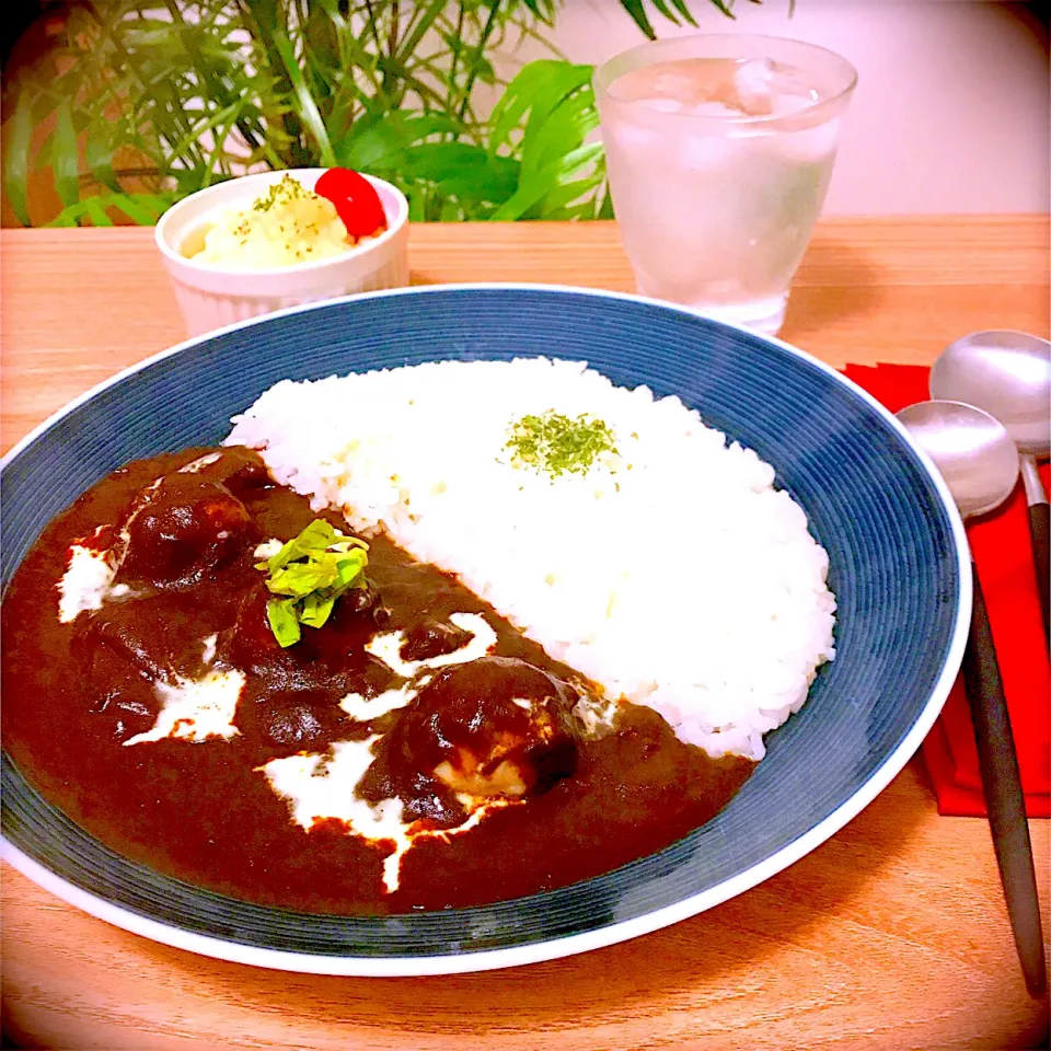 たまに食べたくなりませんか❓🍛カレー  を❗️|Sの食卓さん