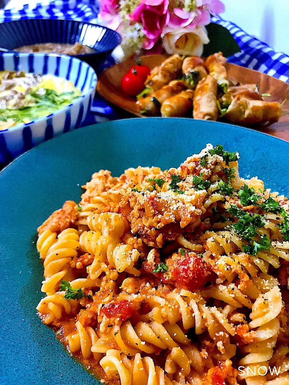 鶏ひき肉とトマト🍅のネジネジパスタ|オーロラさん