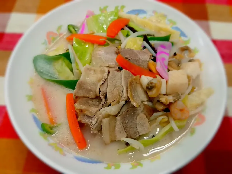 お野菜たっぷり白のちゃんぽん麺|よっしー(=^ェ^=)さん