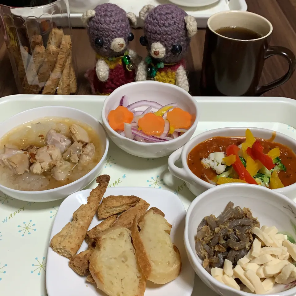 Snapdishの料理写真:お昼ごぱん(°▽°)|chagashiさん