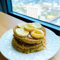 Snapdishの料理写真:Banana oat pancake|liliさん