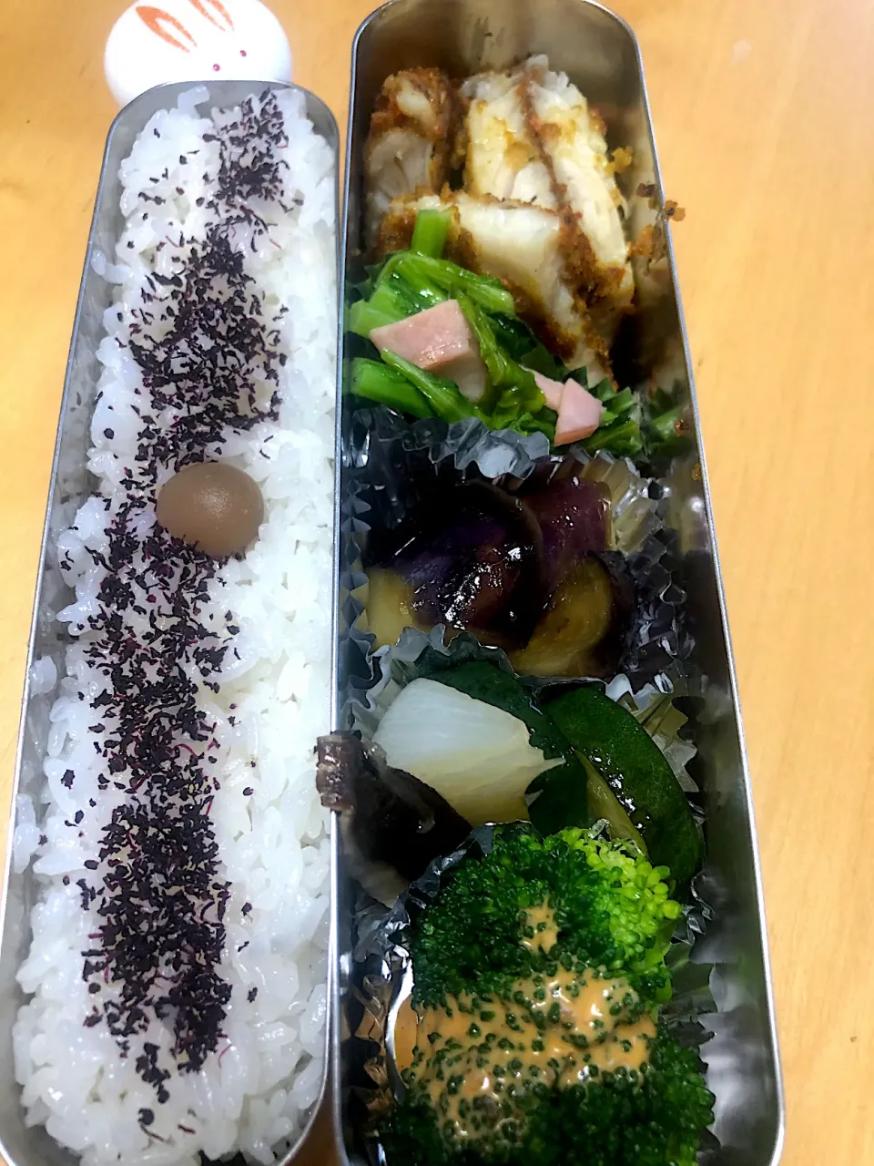 魚のカレーフライ　菜花炒め　茄子炒め煮　ズッキーニと玉ねぎのマリネ　ブロッコリー🥦 弁当|Kumiko Kimuraさん