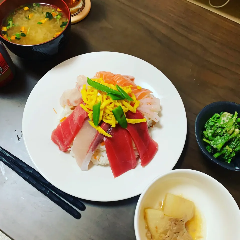 Snapdishの料理写真:ちらし寿司|渡邉諒悟さん