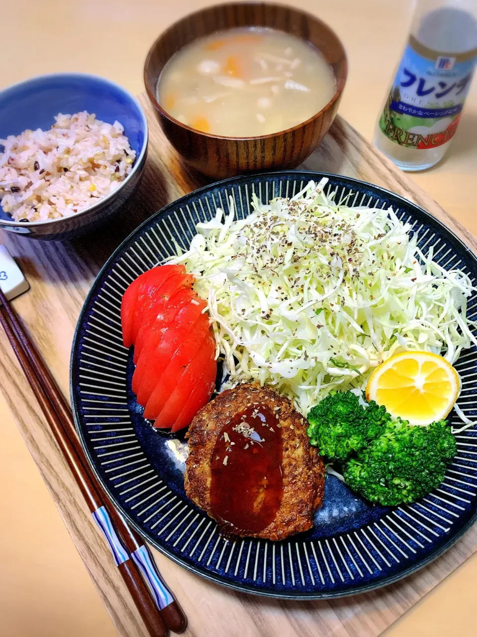 Snapdishの料理写真:春キャベツの千切り山ほど食べよう|はなさん