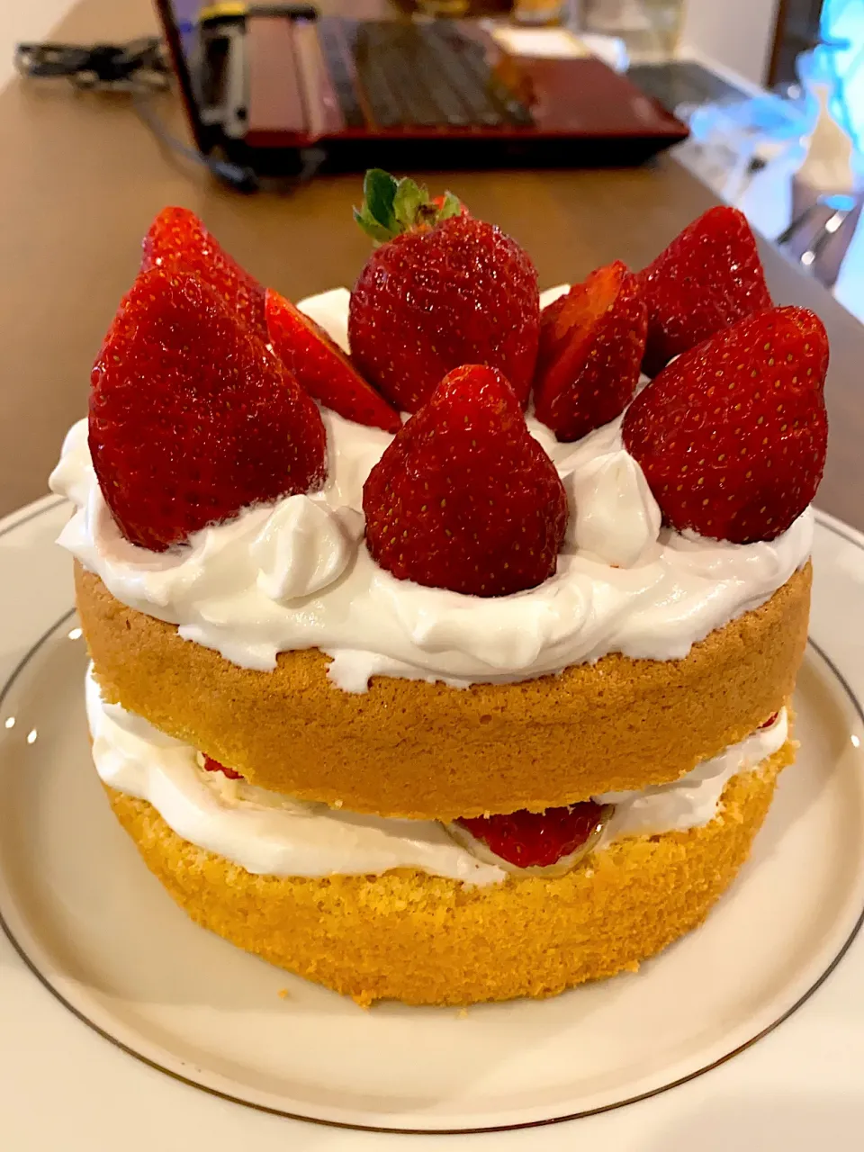 Snapdishの料理写真:米粉ケーキ　2歳の誕生日に向けて　試作品2回目　砂糖・脂肪分少なめ|まきさん