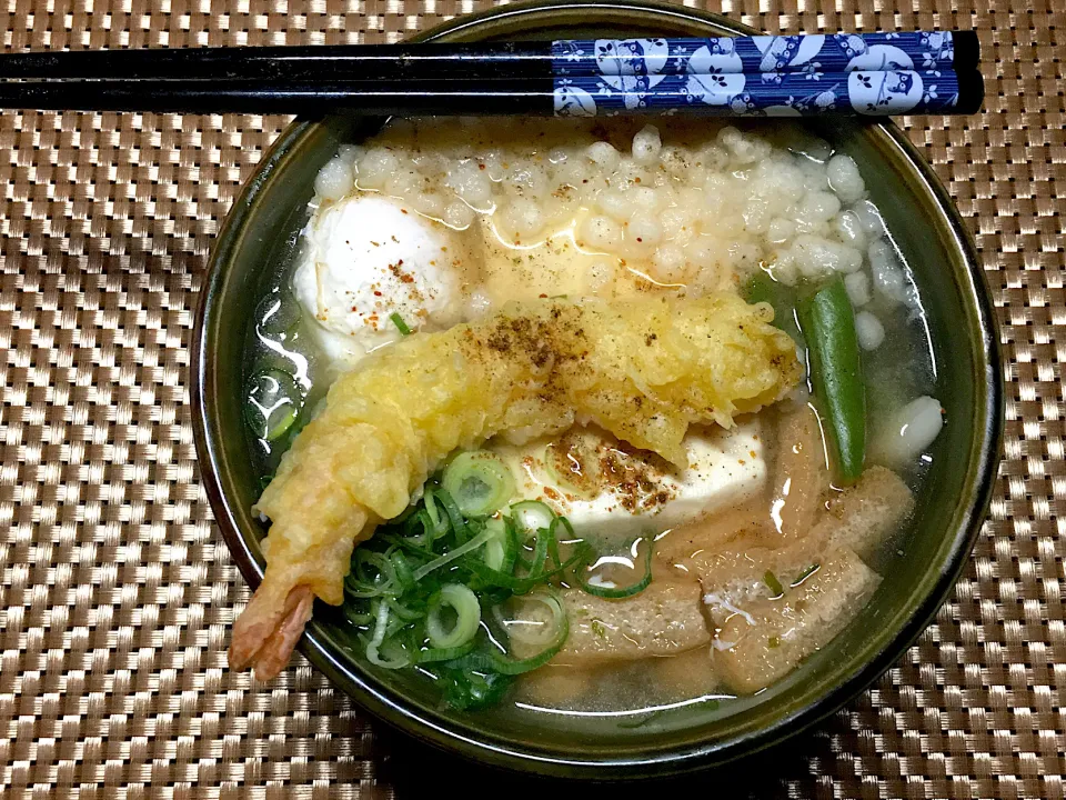 海老天湯豆腐|すくらんぶるえっぐさん