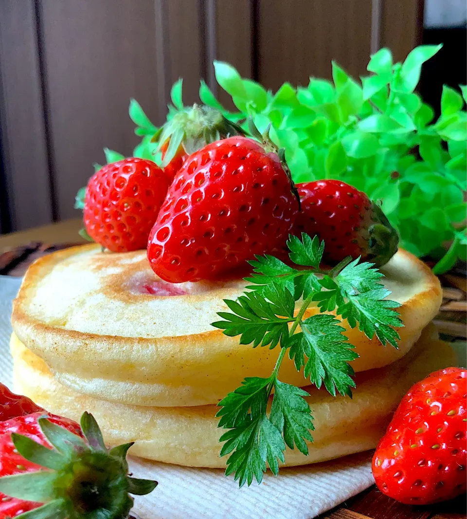 ストロベリーパンケーキ🍓|9421beruさん