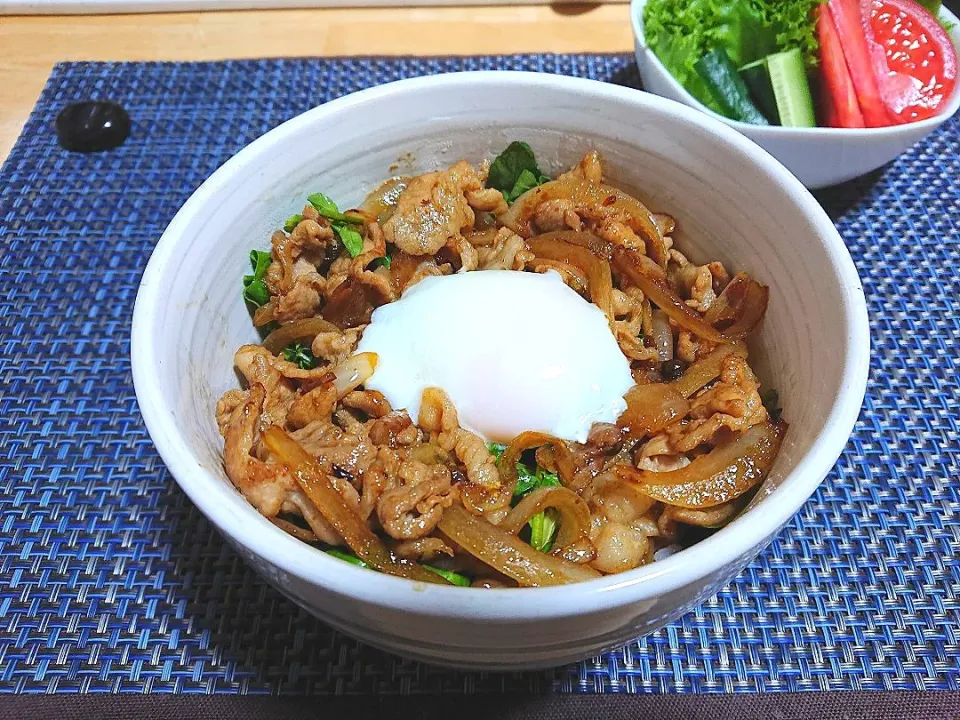 グリーンペッパー醤油で豚丼|梟姉さんさん