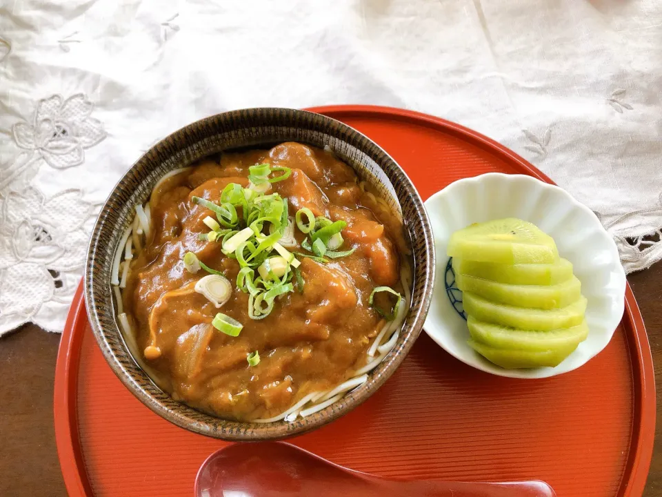 昨夜のカレーの残りでカレー温麺|kittykittyさん