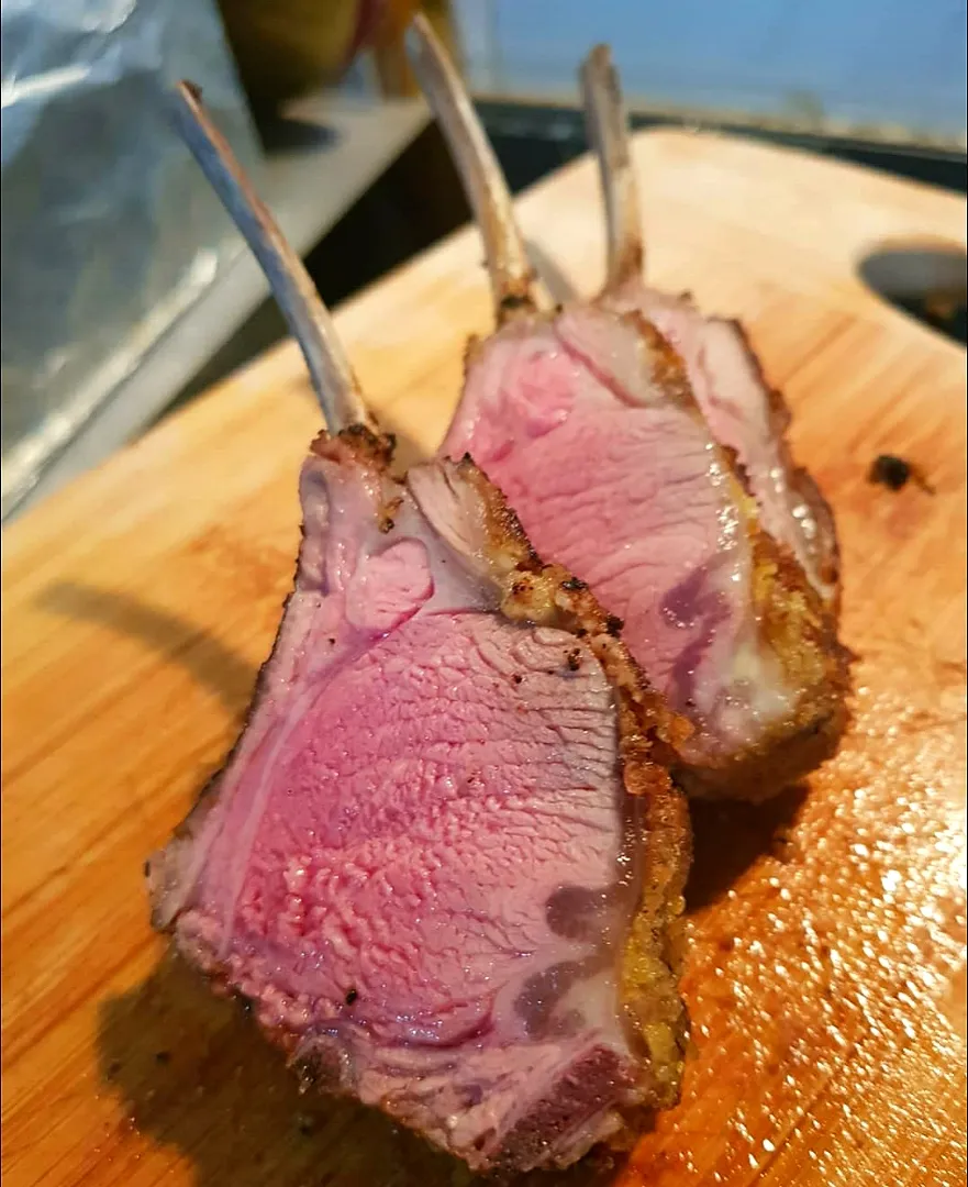 Herb crusted rack of lamb|dychan02さん