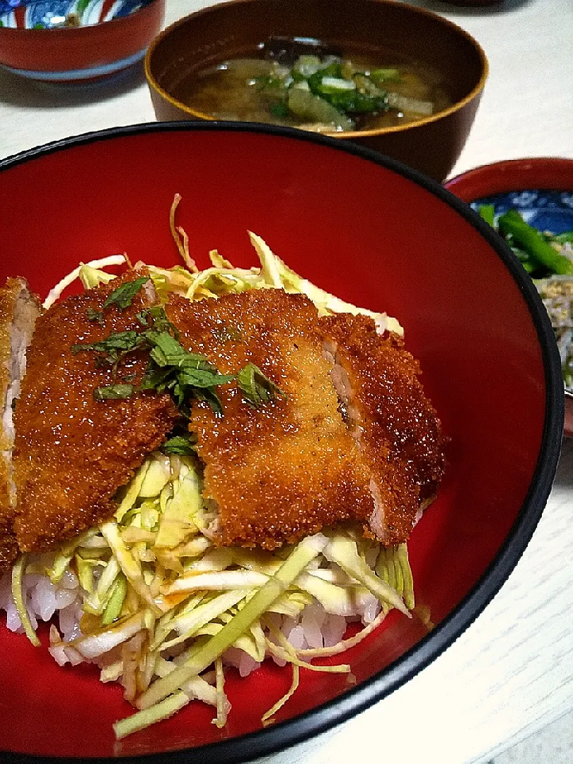 ☆今日の晩ごはん☆　ソースカツ丼|hamamaさん