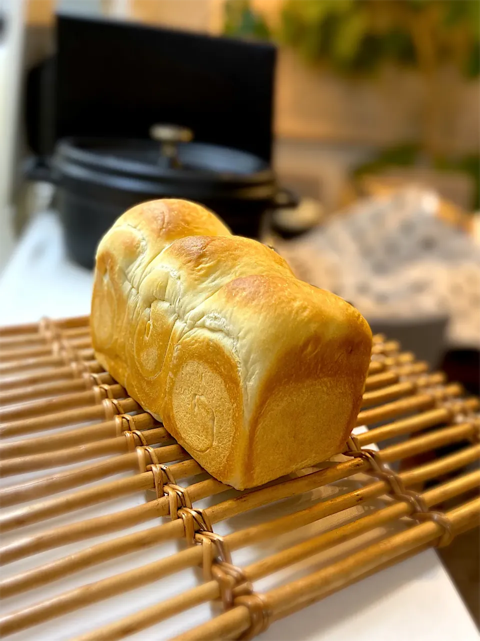 ミルクとバターたっぷり食パン|かおり🐰さん